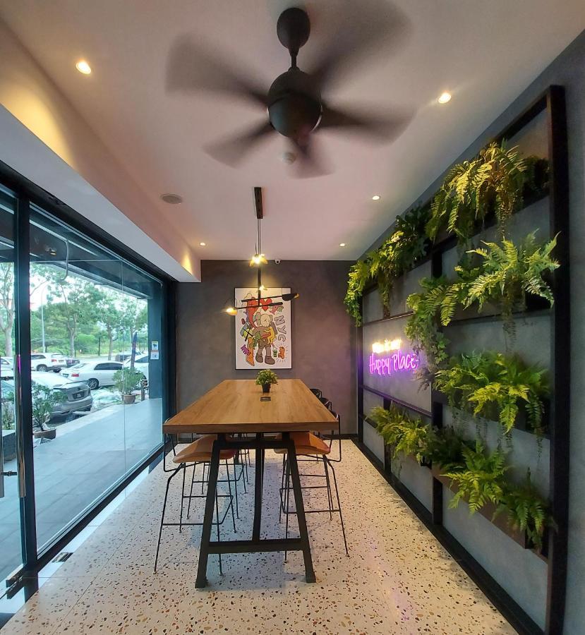 Miico Hotel @ Mount Austin Johor Bahru Eksteriør bilde