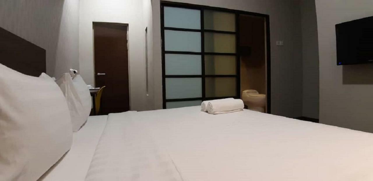 Miico Hotel @ Mount Austin Johor Bahru Eksteriør bilde