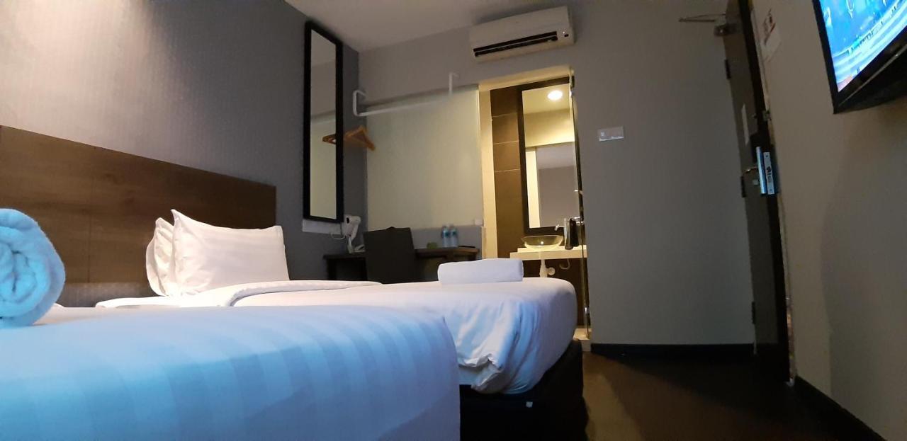 Miico Hotel @ Mount Austin Johor Bahru Eksteriør bilde